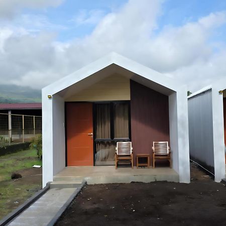 Nusantara Hotel Sembalun サンバラン・ラワン エクステリア 写真